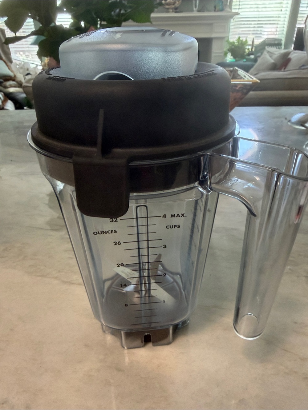 Bitamix Blender Pitcher Jar with Lid/blades and Handle - Clear and Black